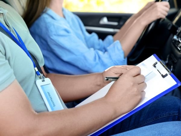 Como Tirar a Carteira de Motorista no Japão Sendo Estrangeiro: Passo a Passo Completo (2025)